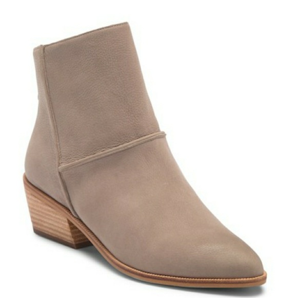 Paolo Shoes - 👢 Linea Paolo Poppy Booties Taupe Sz 6 NWT